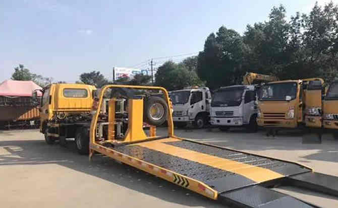 麻章区汽车中途维修案例